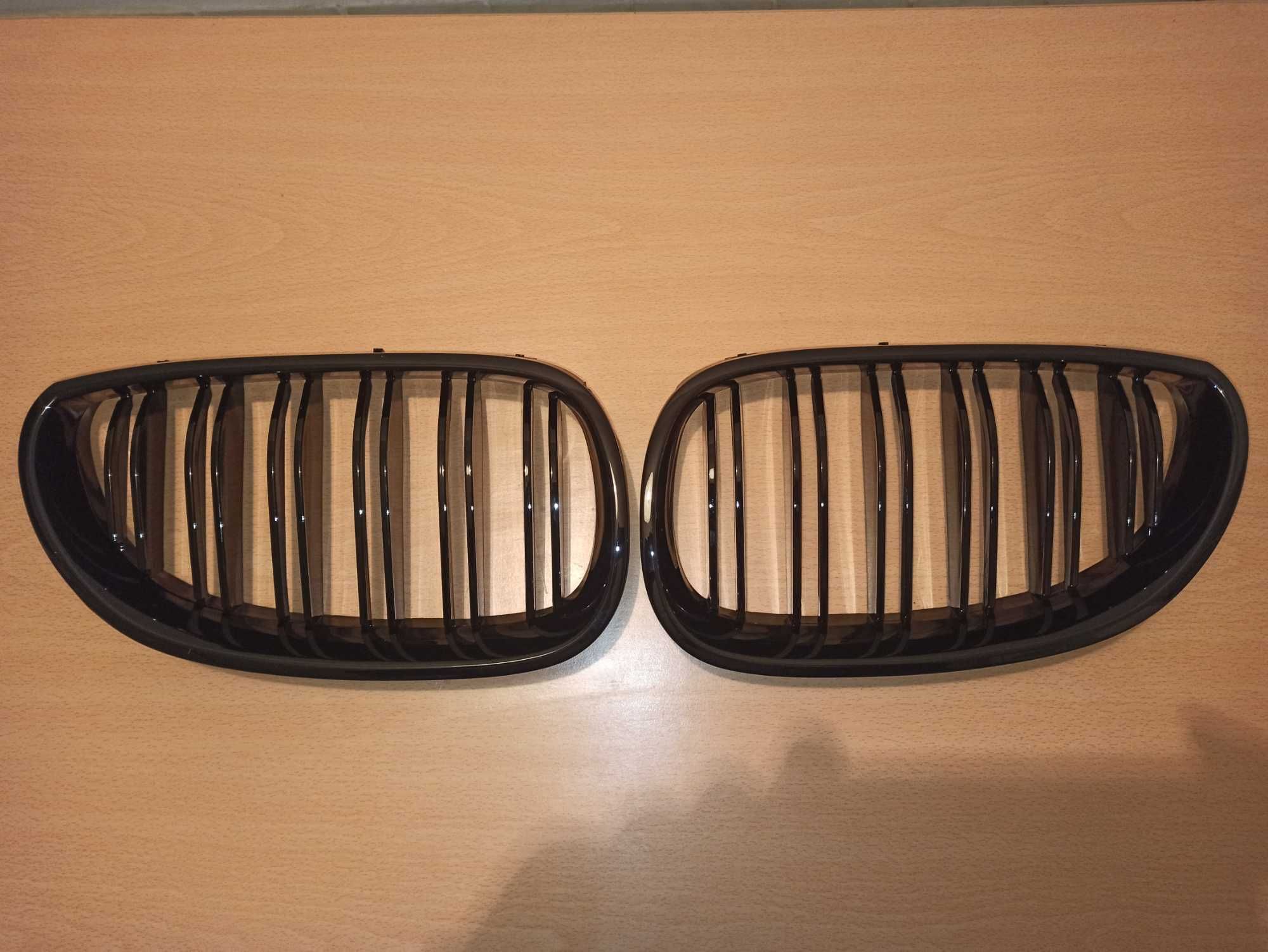 Nowe nerki BMW 5 E60 E61 czarny połysk grill atrapa