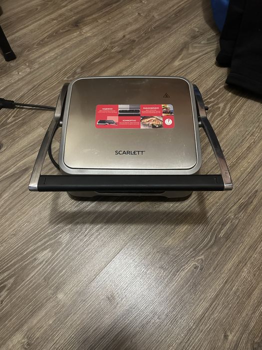 Продам гриль Scarlett