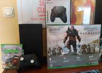 Konsola MICROSOFT XBOX SERIES X-1TB-BOX+GRA+2 pady-bardzo zadbana