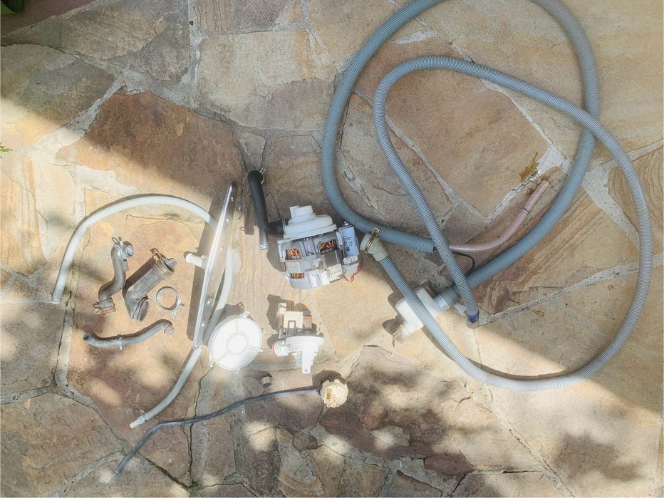 Запчасти на посудомойку  Indezit