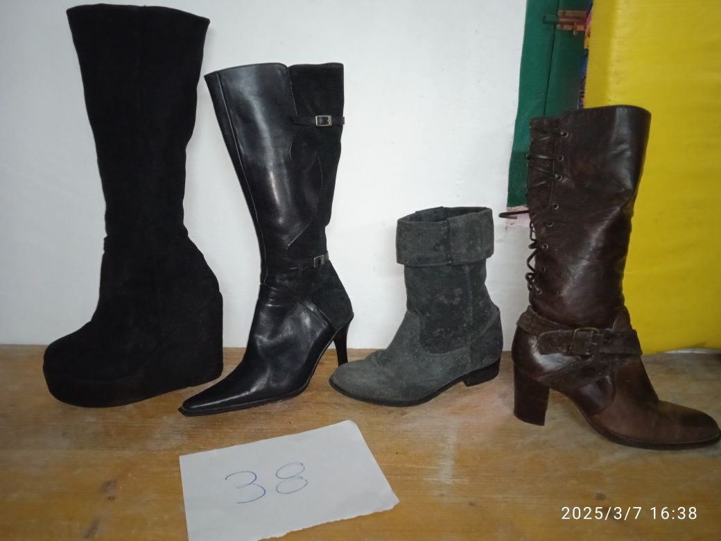Lote de calçado ( botas/outros )