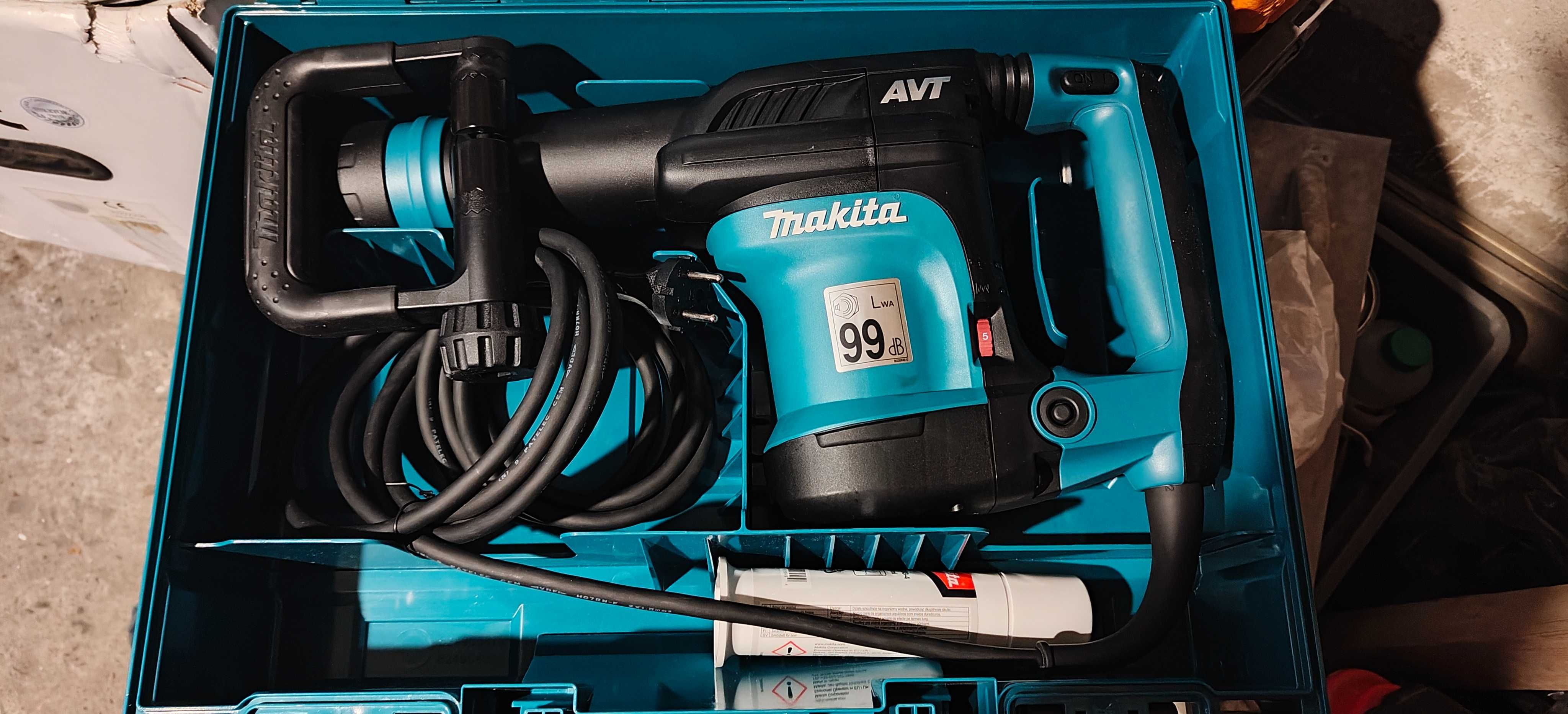 Młot udarowy SDS Max Makita HM0871C 1J 1100W 230V
