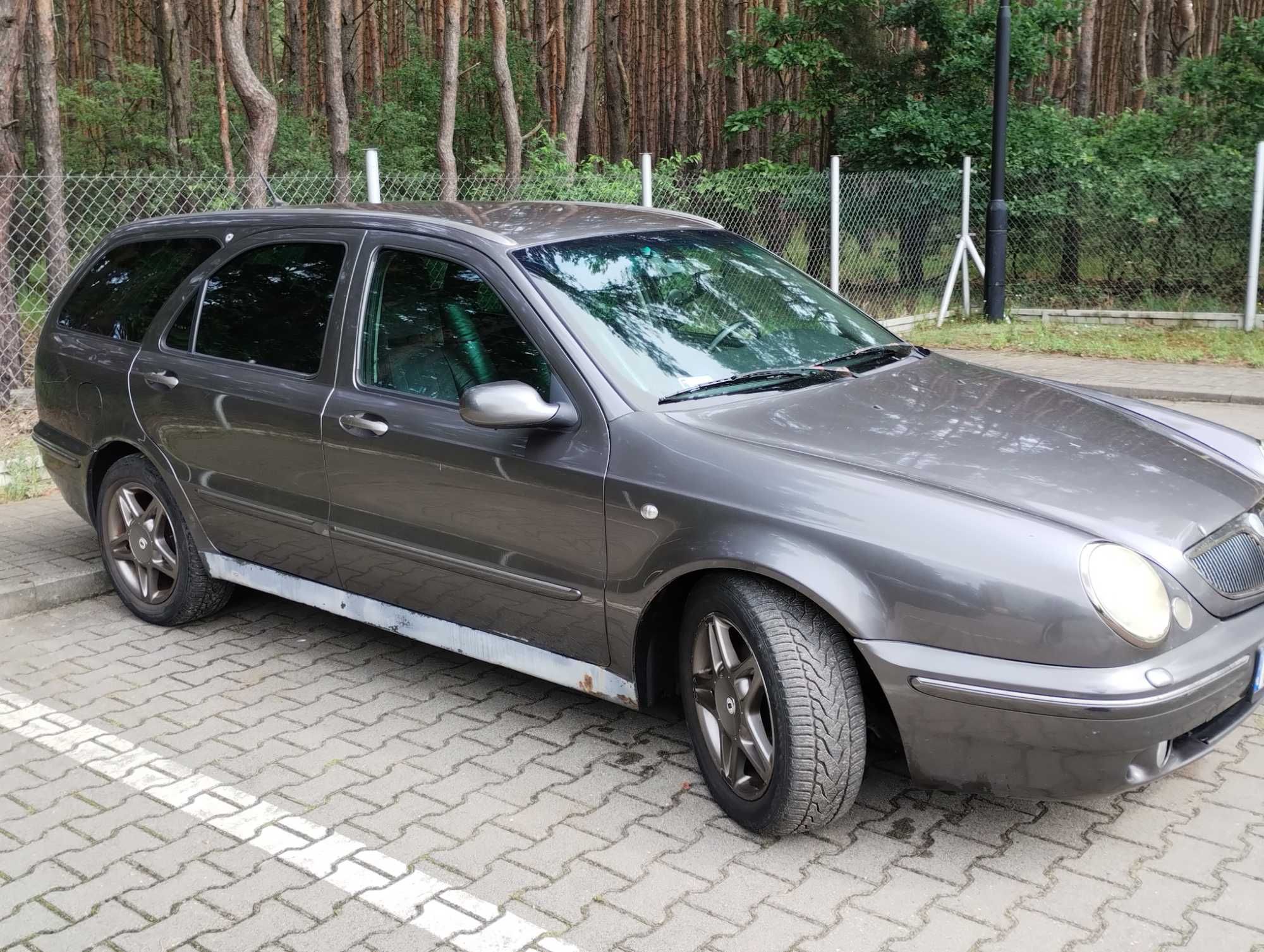 Lancia Lybra 2.4jtd