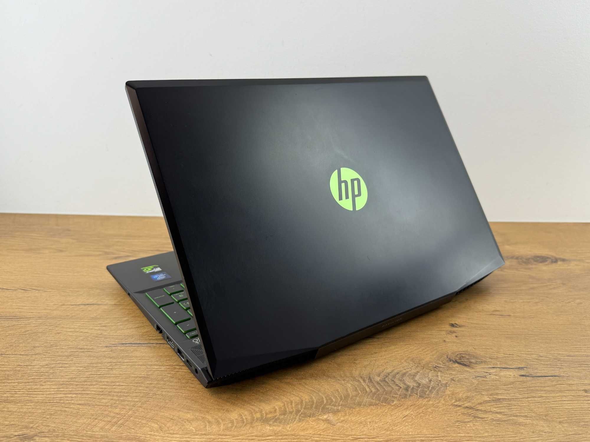 1350 HP GAMING i5-8300H. 8x 4.00GHz. 1240GB SSD M2, GTX 1050. 12GB RAM
