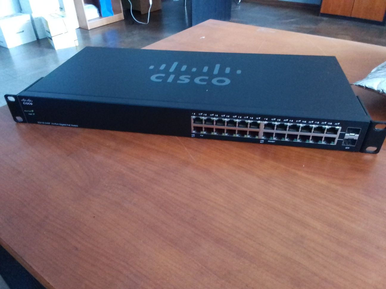 Комутатор Cisco SG 110-24HP PoE