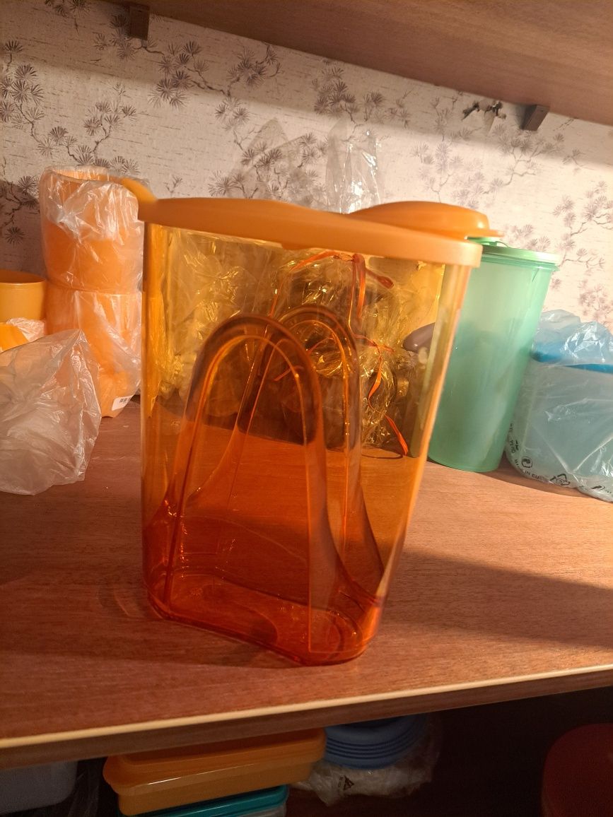 Dzbanek Tupperware