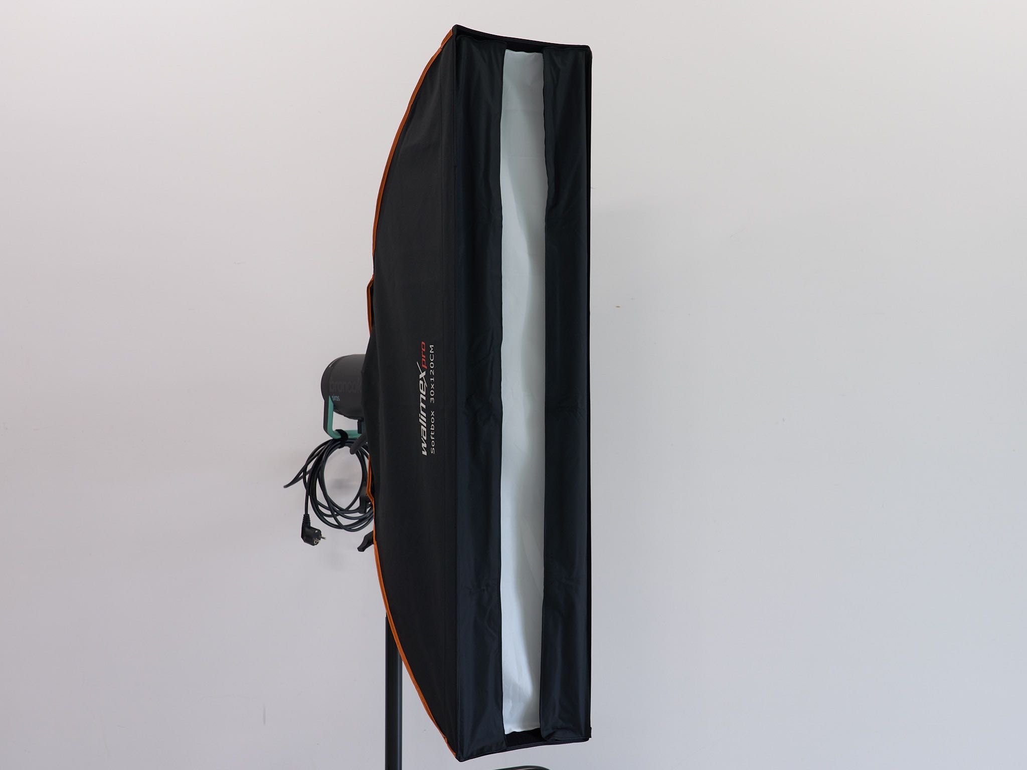 Softbox Walimex Pro 30x120 cm Bowens + extras