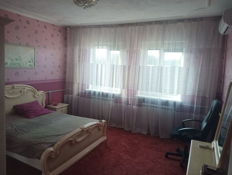 Продам два дома на участке