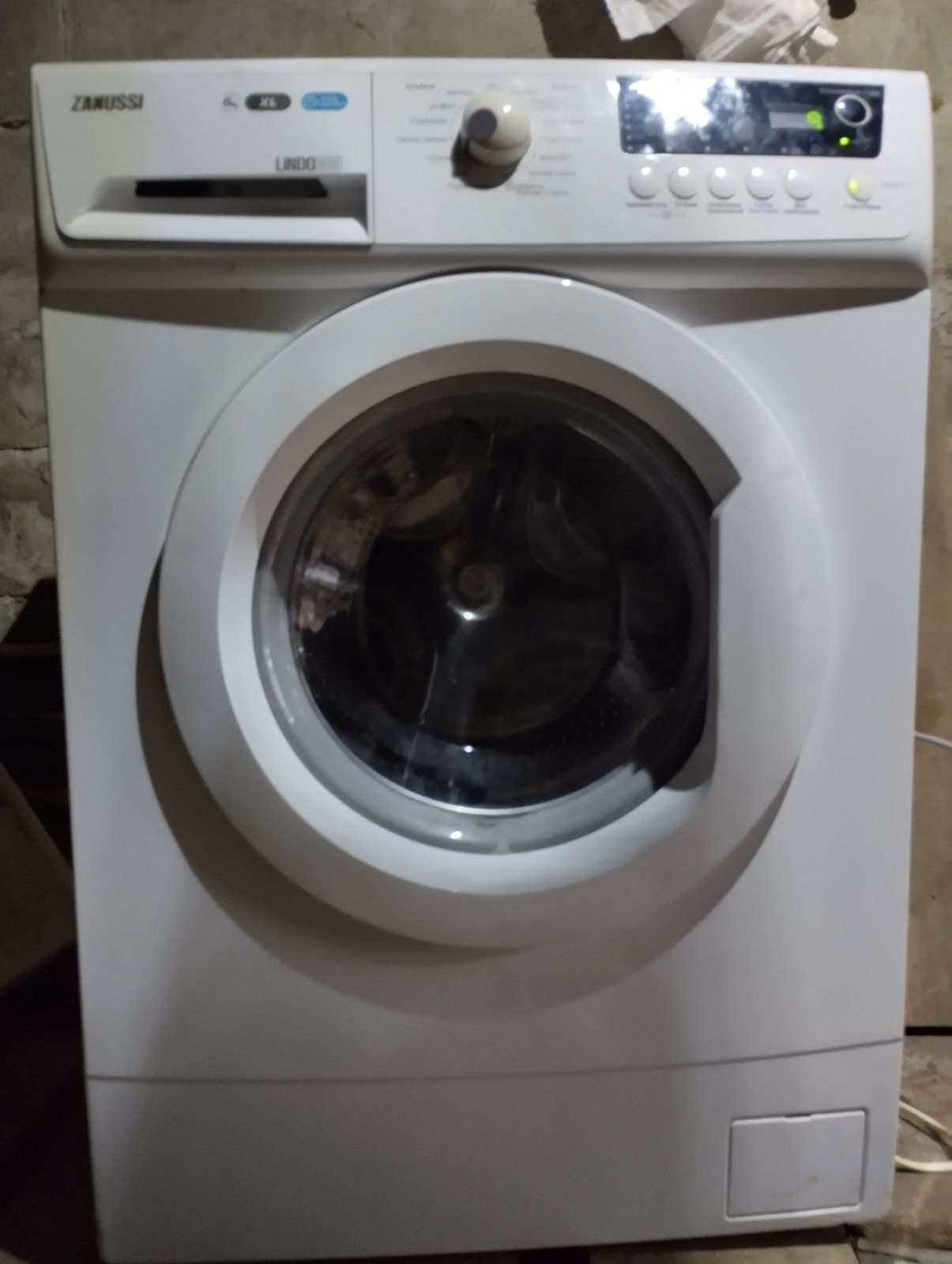 Продам пральну машину ZANUSSI на 6кг