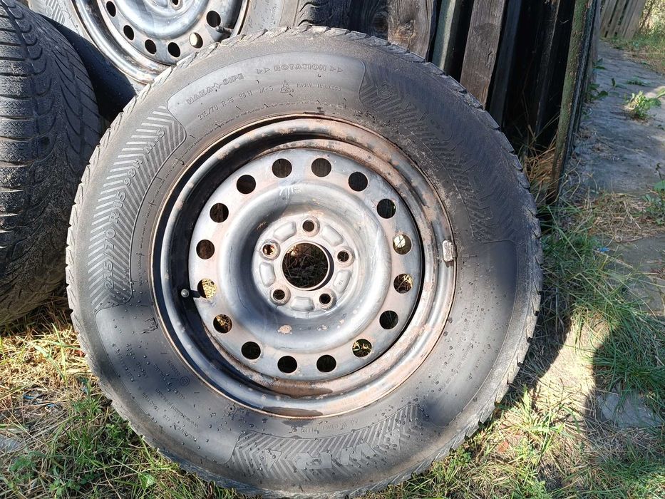Металеві диски R 15 114,3*5 NISSAN ориінал б/у