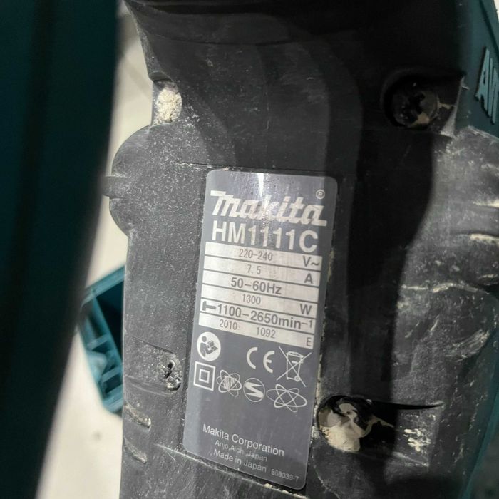 Młot udarowy Makita HM1111C | Używany | Sprawny | 1300 W | 11,2 J |