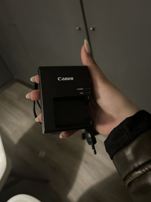 Camera Canon EOS 4000D