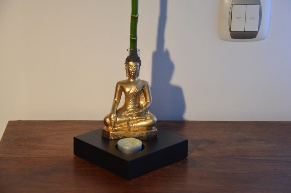 Suporte Teelight Buda Sidarta Gautama com Solitário