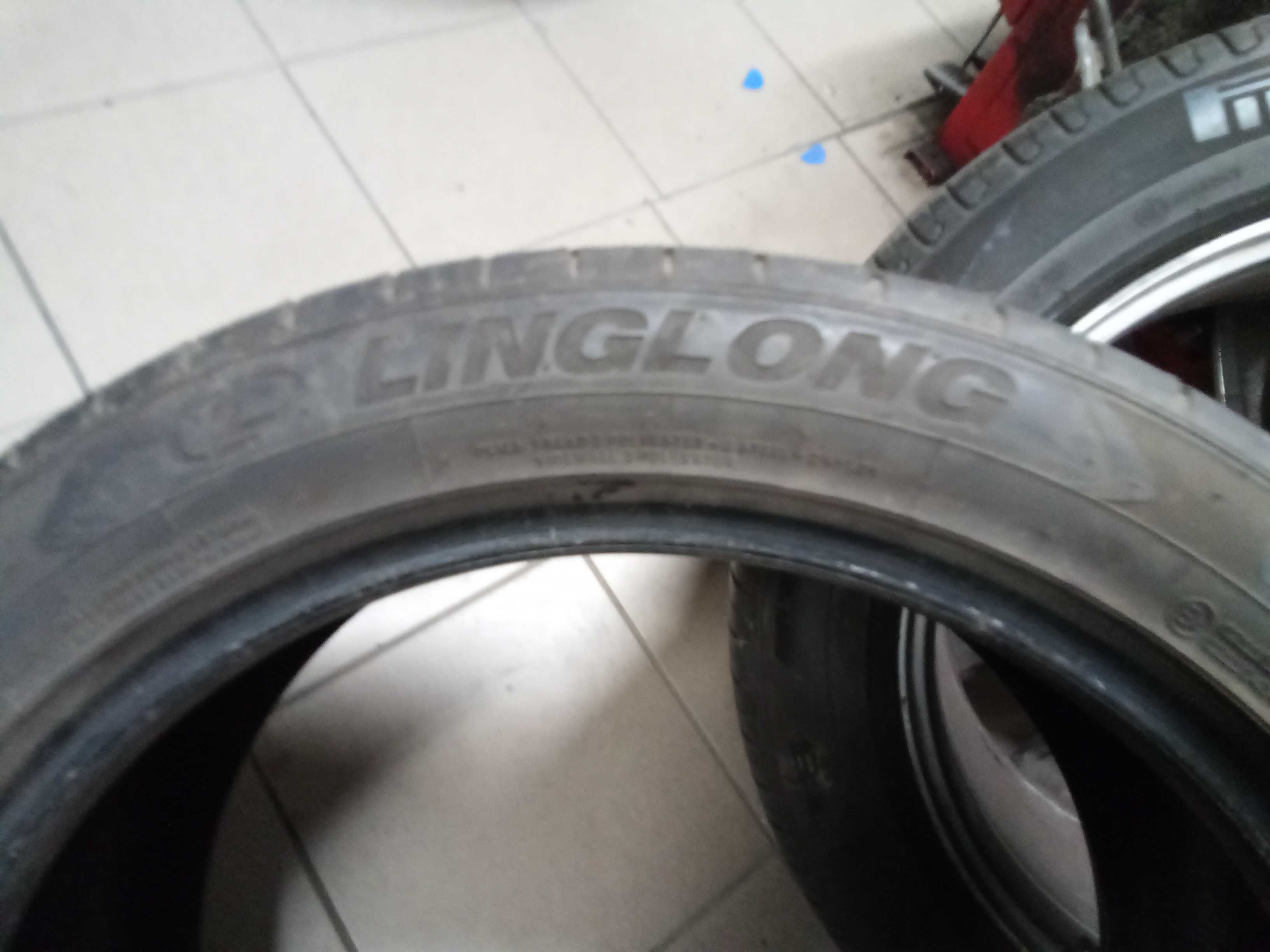 245/45 R19 2 sztuki 22r