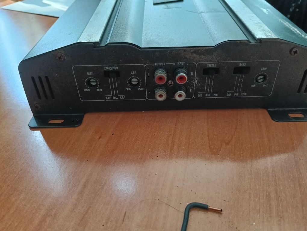 Amplificador 2 x 500