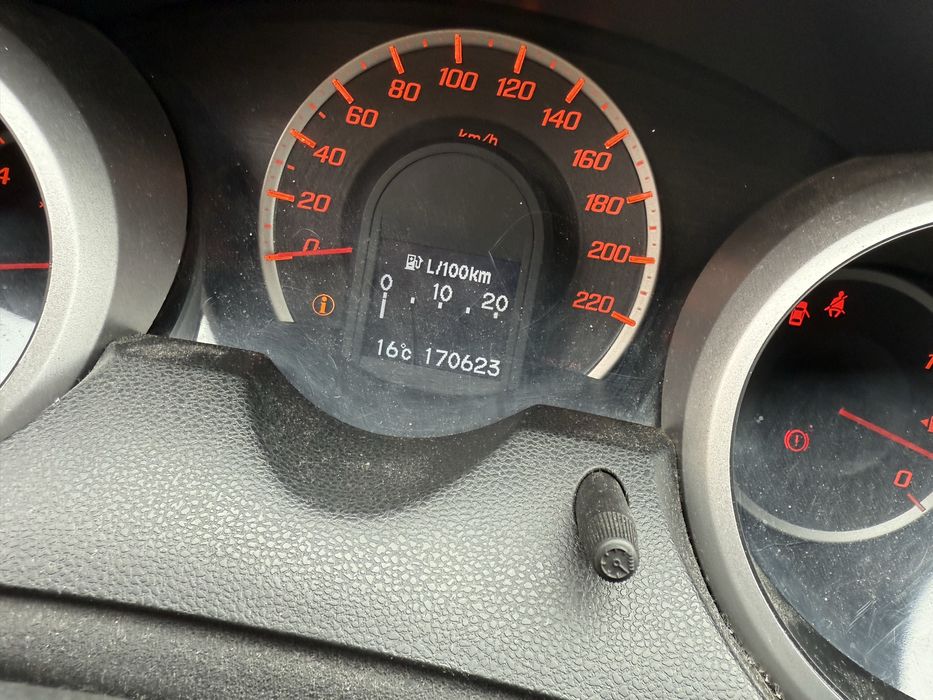Honda jazz 1.2 benzyna klima