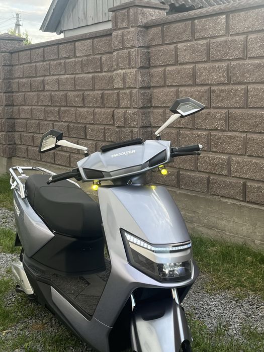 Електроскутер Maxxter Nova 1 KVT Електроскутер макстер