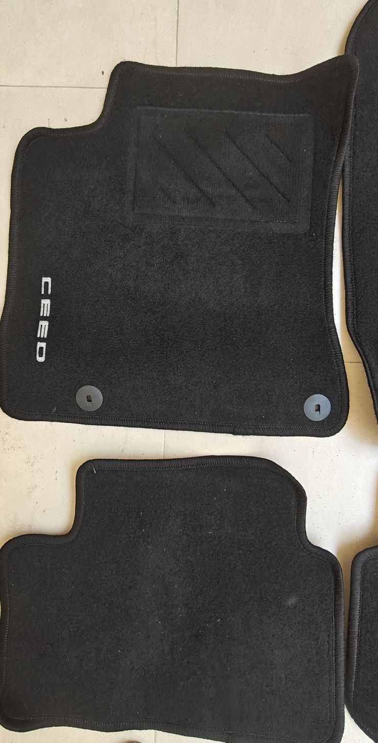 Tapetes originais KIA Ceed 2019