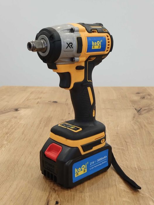 Акумуляторний ударний гайковерт KaQi