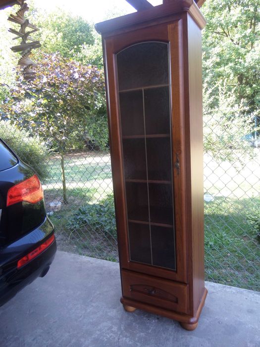 Piękna stylowa witryna słupek BAWARIA orzech stan bdb DOWÓZ WYSYŁKA