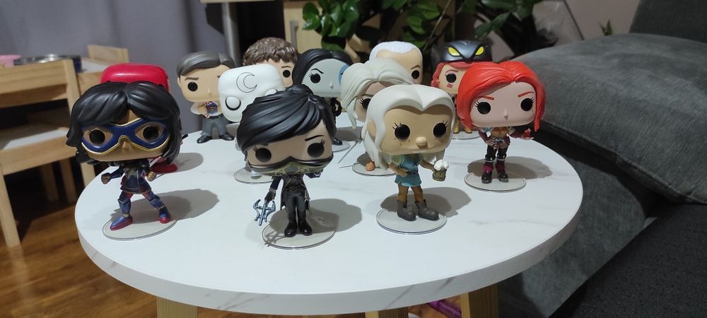 Zestaw 12 fiigurek Funko Pop. Oryginał.