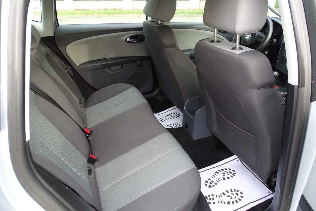 SEAT LEON 1.6 mpi benzyna  * * * NISKI PRZEBIEG * * * BENZYNA