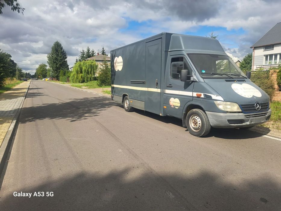 Mercedes-Benz Sprinter  Maxs Camper Foodtruck 3 szt
