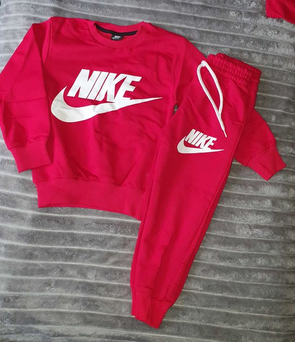 Dres dla dziewczynki