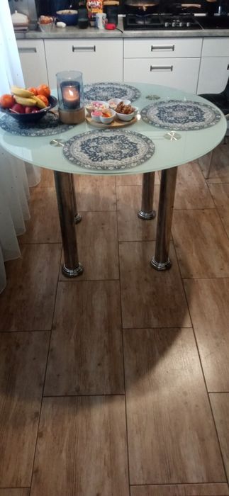 Stół szklany średnica 110cm