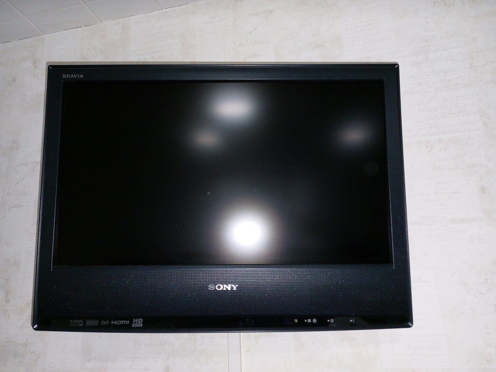 Телевизор Sony bravia 20дюймов