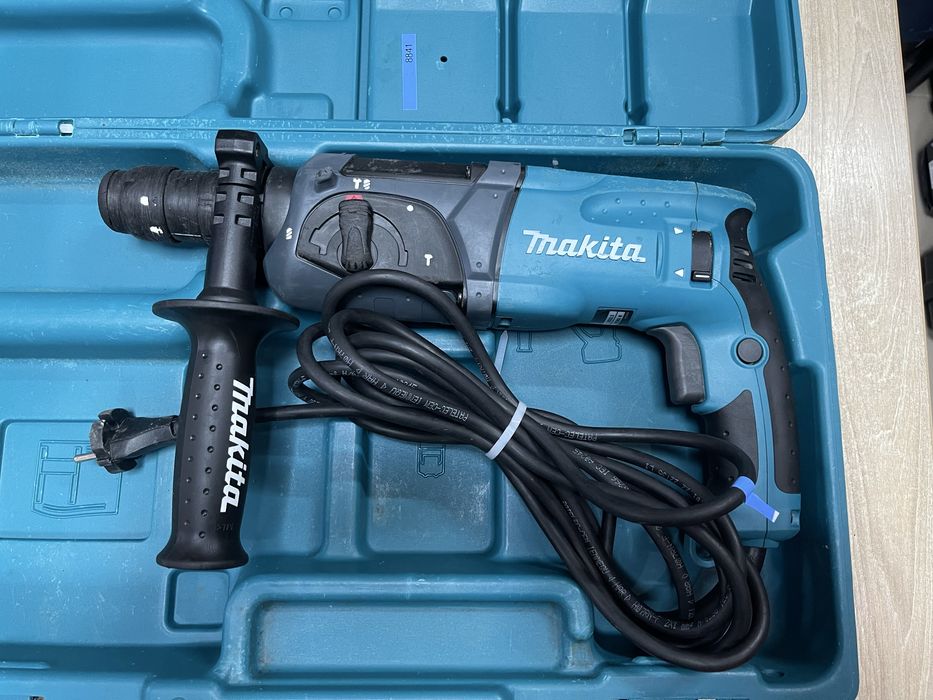 Makita HR2470T / перфоратор Макіта 780W 2.4J