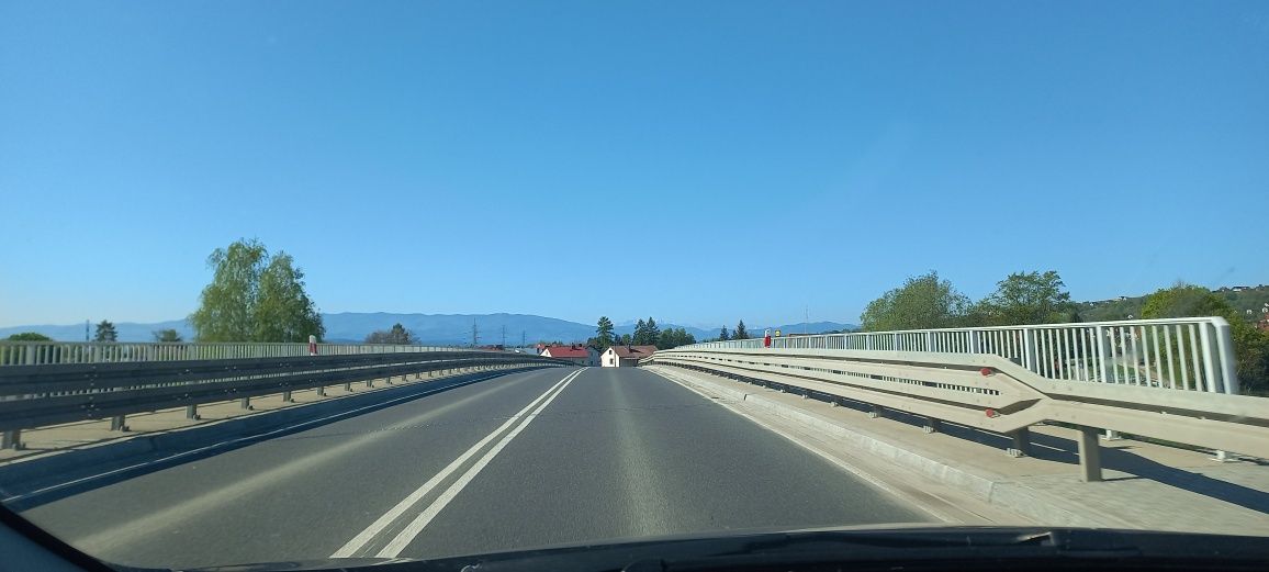 Przewozy/Transport prywatny dla osób i firm – osoby,paczki,leki itp