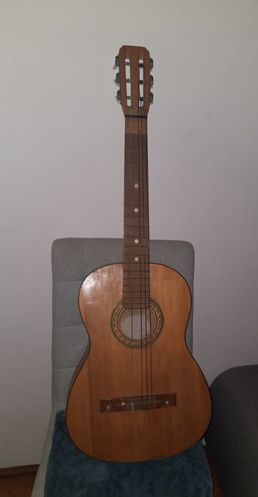 Sprzedam gitarę klasyczną