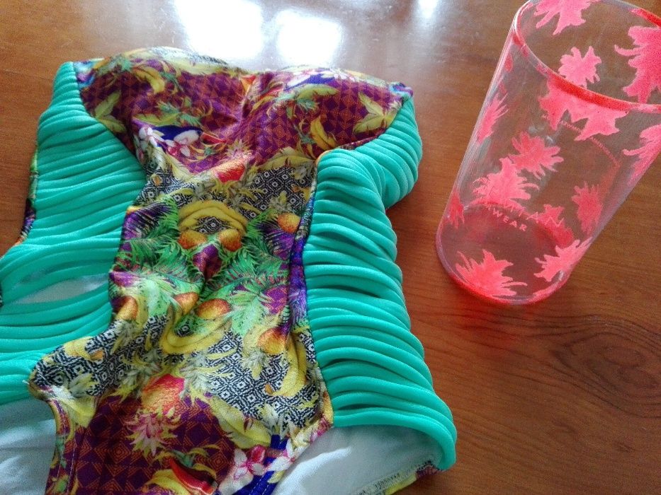 Fato Banho Bohemian Swimwear - óptima qualidade (Novo)