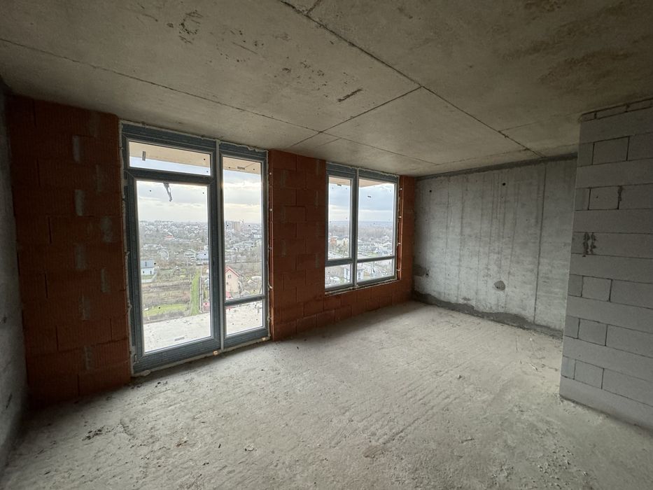 Продаж видової 1к. квартири з великою терасою у ЖК Manhatten UP!