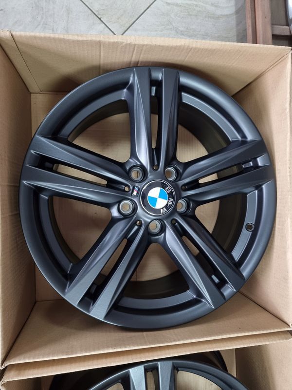 Czarne Felgi Bmw M-Pakiet 18 Cali F20 F22 E87 E46