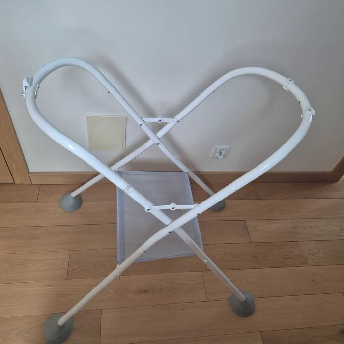 Beaba stojak do wanienki i przewijaka Camele’o White