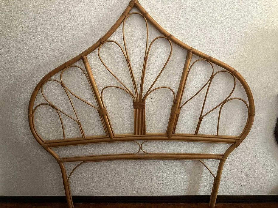 Cabeceira de cama de casal