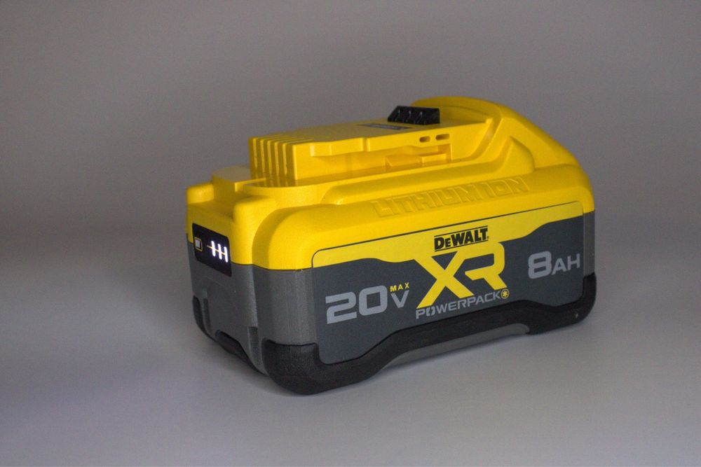 Акумулятор Dewalt PowerPack XR 18v/20v Tabless 8Ah (8000mah)
