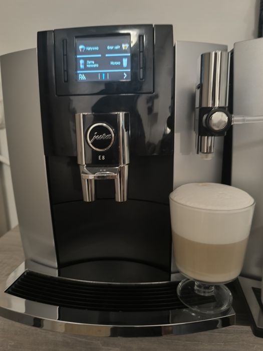 Кавоварка Jura E8 (6000 порцій)