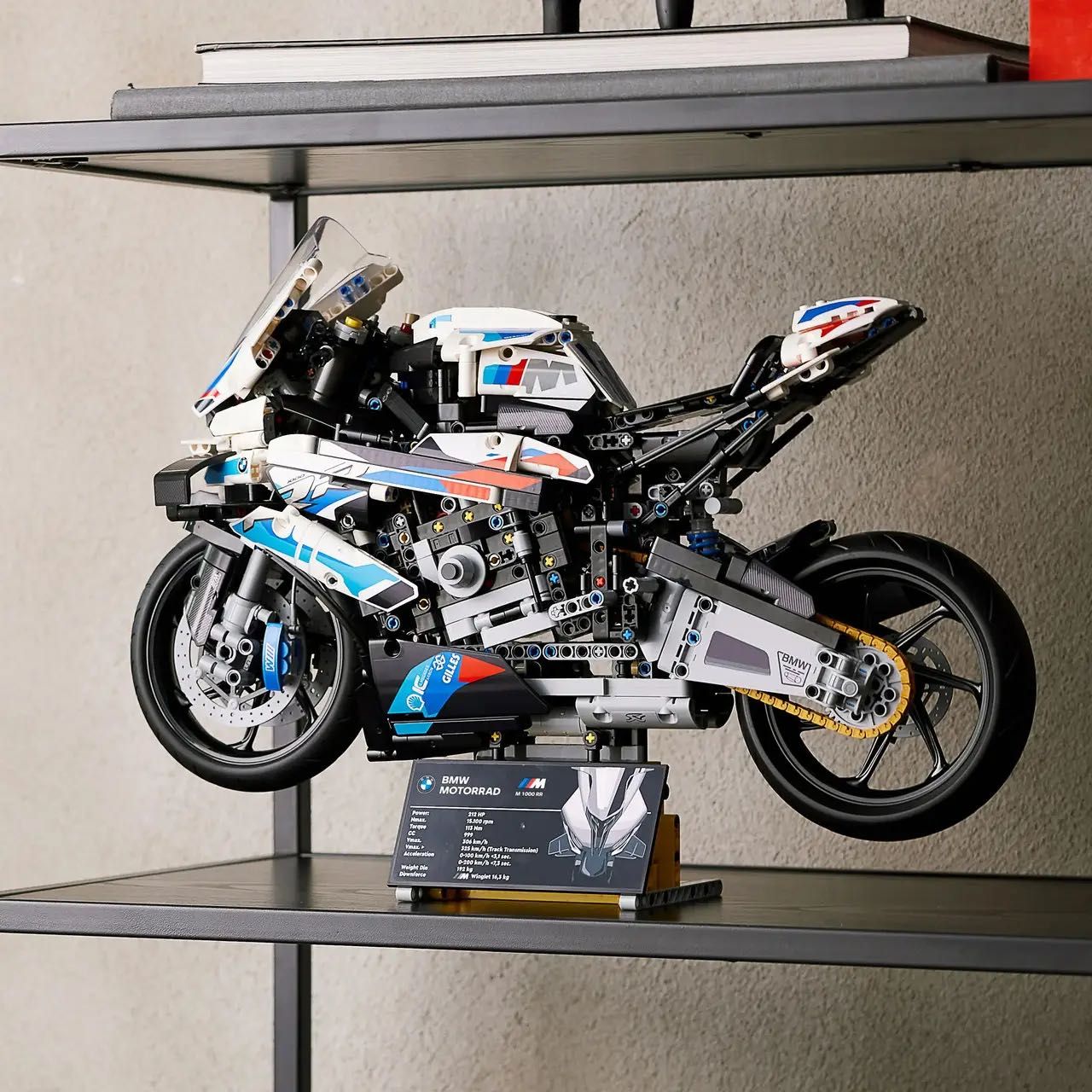 Lego конструктор Technical BMW M 1000 RR