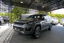 Jeep Grand Cherokee 3.6 V6 Pentastar Overland Long WL Panorama Radar Cam 7os. Keyless Went