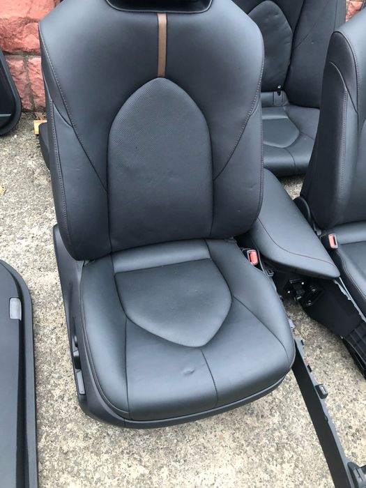 Toyota Camry 70 салон сидения