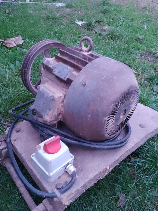 Silnik 4.5 KW. Krajzega