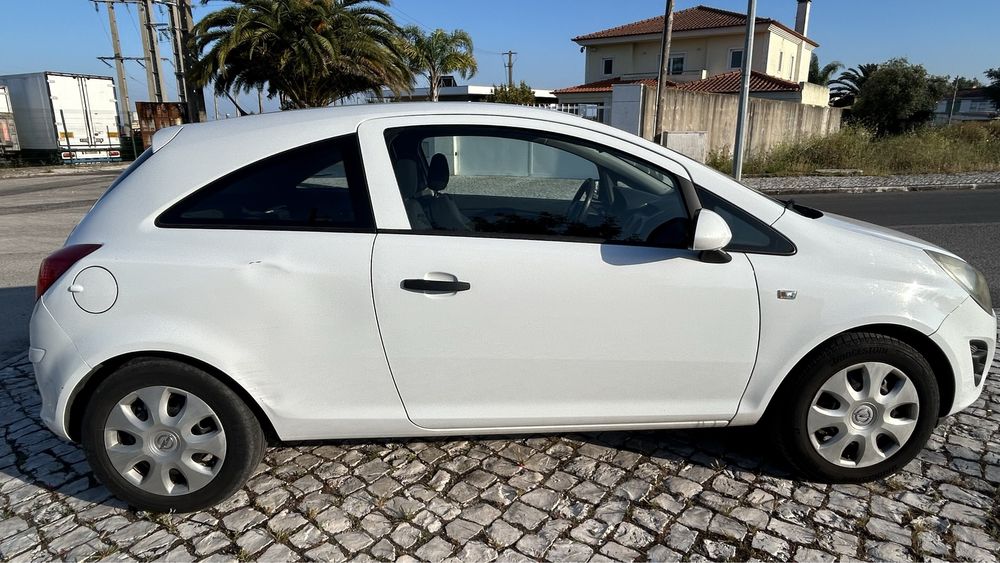 Corsa D 2 lugares cdti