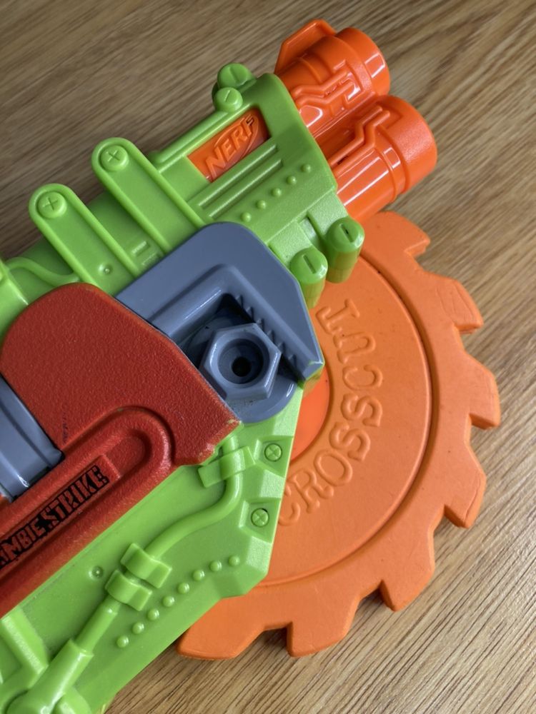 Бластер NERF zombie strike crossut