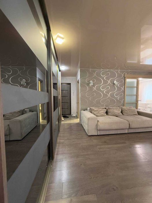 Продаж 3 к квартири Виставка хороший стан 78 м2 мін переоф