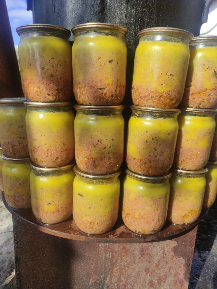 Продам домашнью тушонку, кровянку, паштет, смалець.
