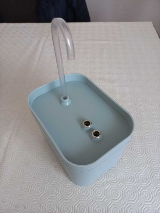 Fonte de água para gatos