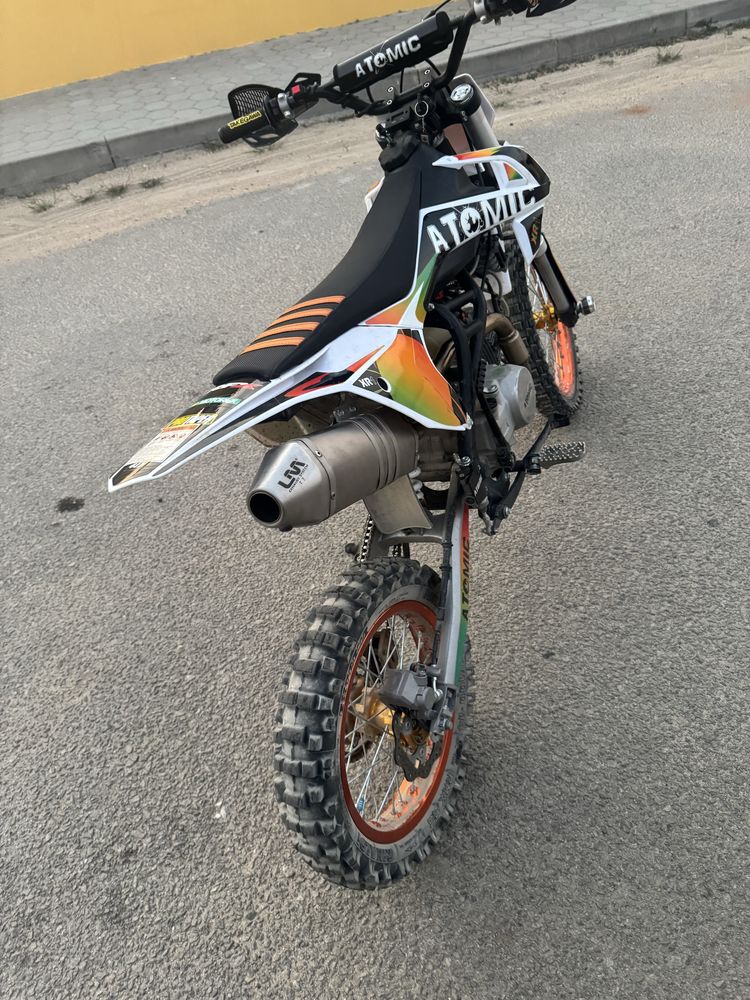 Vendo pitbike 140cc esta alterada para 160cc